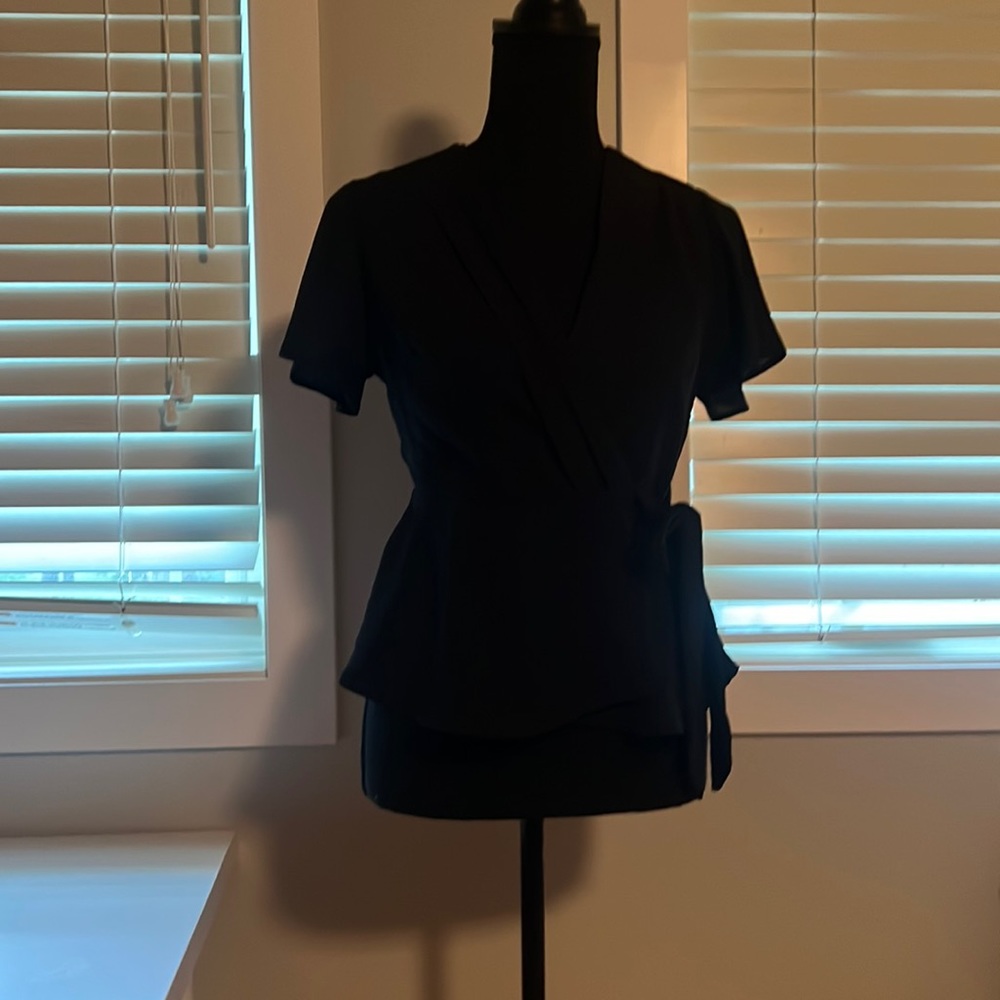 Black rap shirt